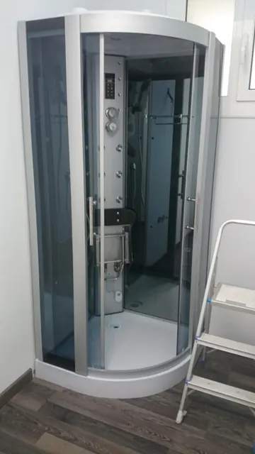 Cabina de ducha instalada